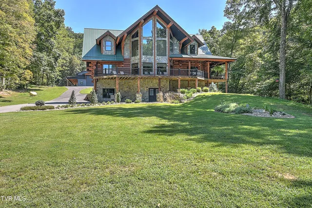 $2,645,000 | 16761 Bristol Highway, Bristol, VA 24202