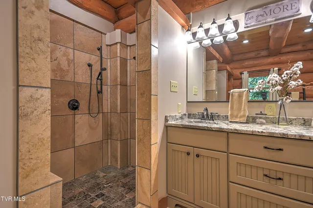 $2,645,000 | 16761 Bristol Highway, Bristol, VA 24202