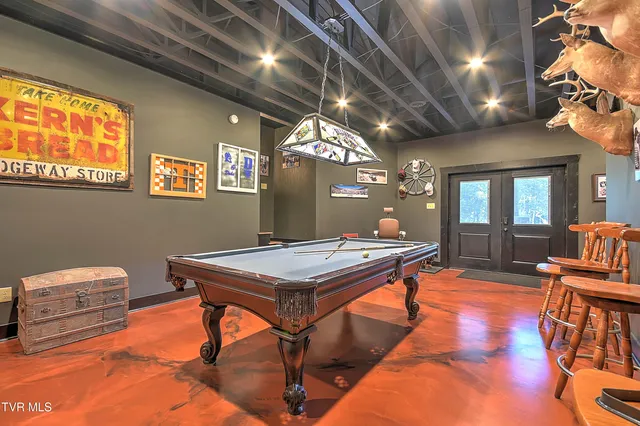 $2,645,000 | 16761 Bristol Highway, Bristol, VA 24202