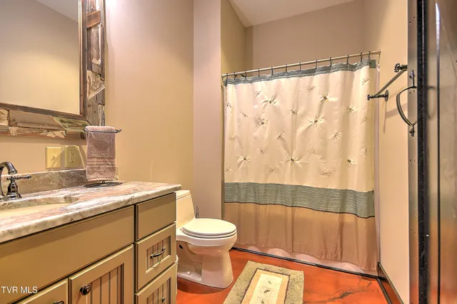 $2,645,000 | 16761 Bristol Highway, Bristol, VA 24202