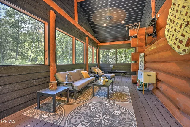 $2,645,000 | 16761 Bristol Highway, Bristol, VA 24202