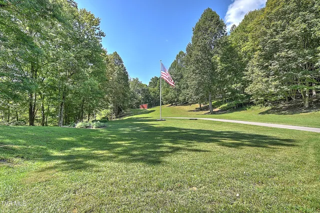 $2,645,000 | 16761 Bristol Highway, Bristol, VA 24202