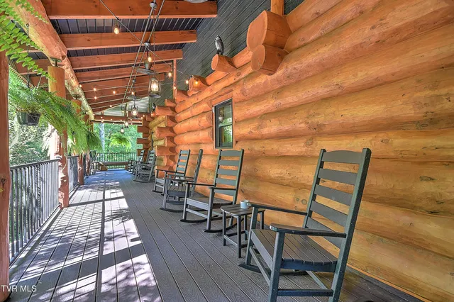 $2,645,000 | 16761 Bristol Highway, Bristol, VA 24202