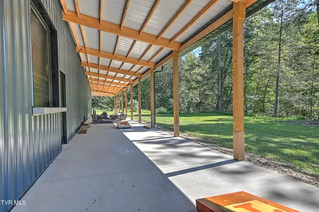 $2,645,000 | 16761 Bristol Highway, Bristol, VA 24202