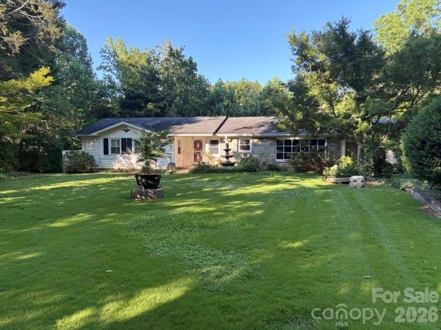 255 Glengarnock Road Tryon, NC 28782 - Photo 2 of 24