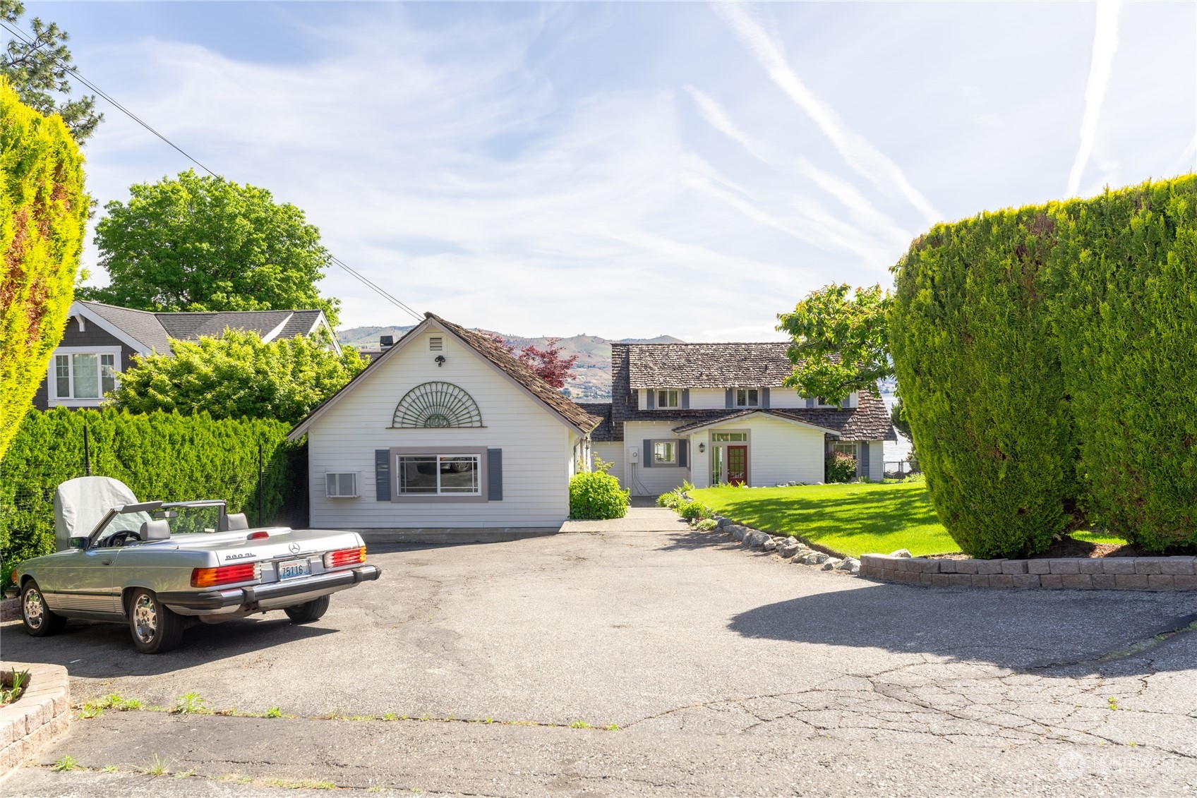 88 Minneapolis Beach Road Chelan, WA 98816 - Photo 3 of 40 Gallery Image 3