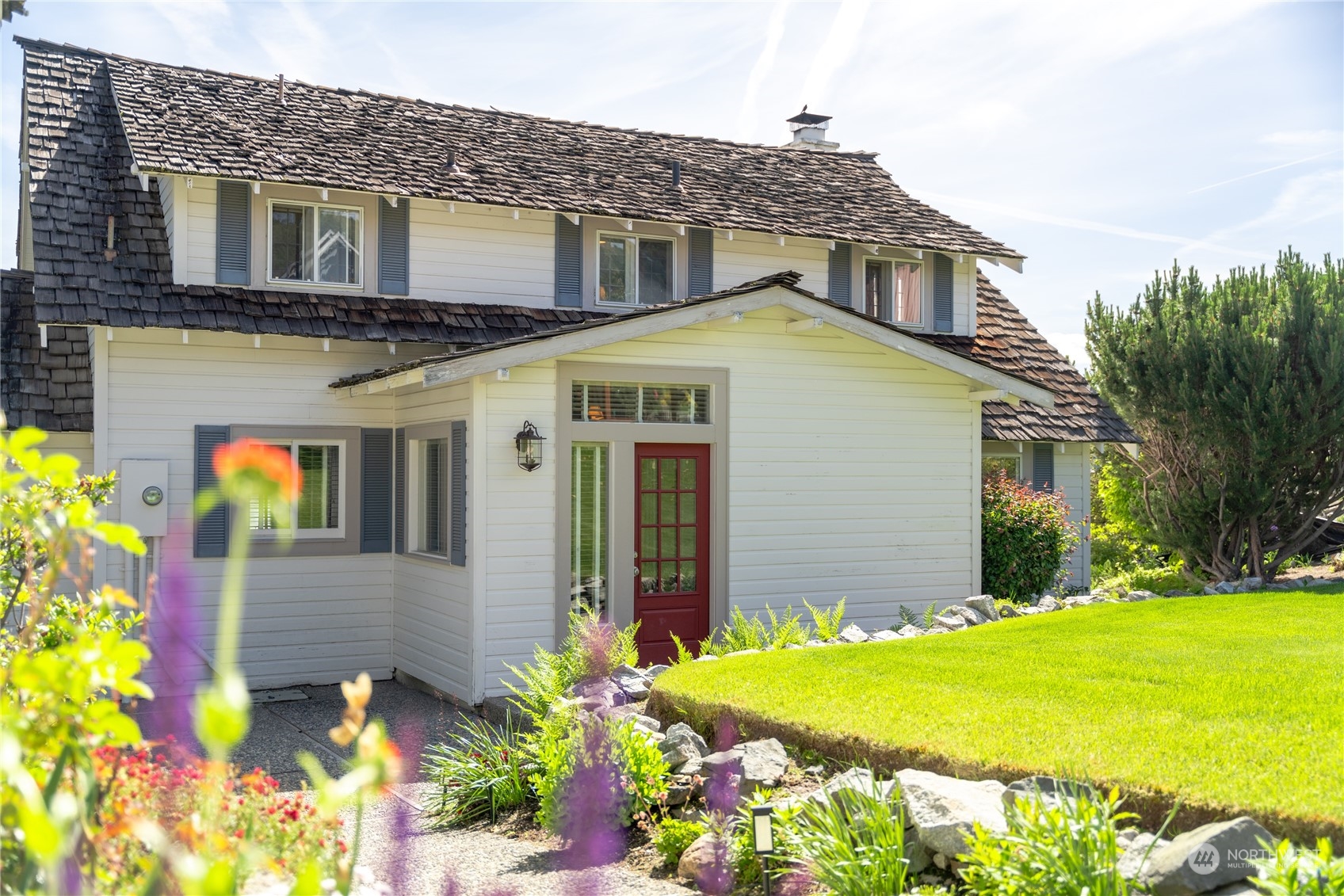 88 Minneapolis Beach Road Chelan, WA 98816 - Photo 5 of 40 Gallery Image 5