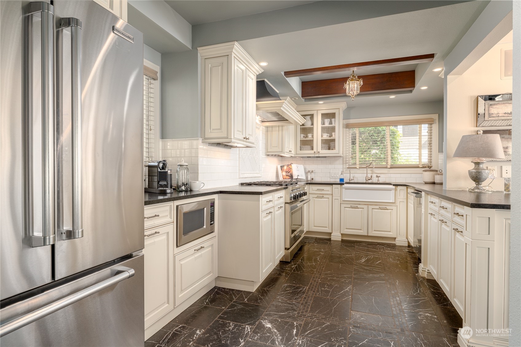 88 Minneapolis Beach Road Chelan, WA 98816 - Photo 8 of 40 Gallery Image 8