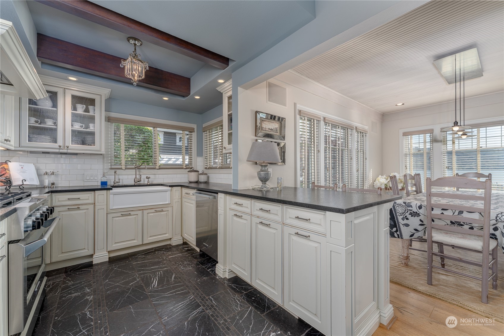 88 Minneapolis Beach Road Chelan, WA 98816 - Photo 10 of 40 Gallery Image 10