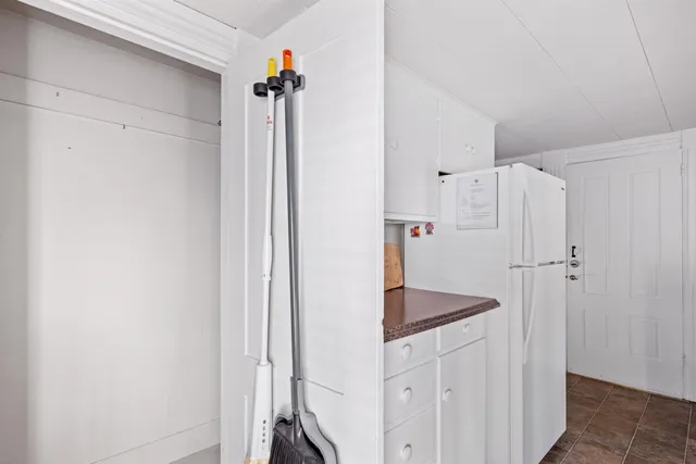 $2,550 | 21 B Portsmouth Avenue, Exeter, NH 03833