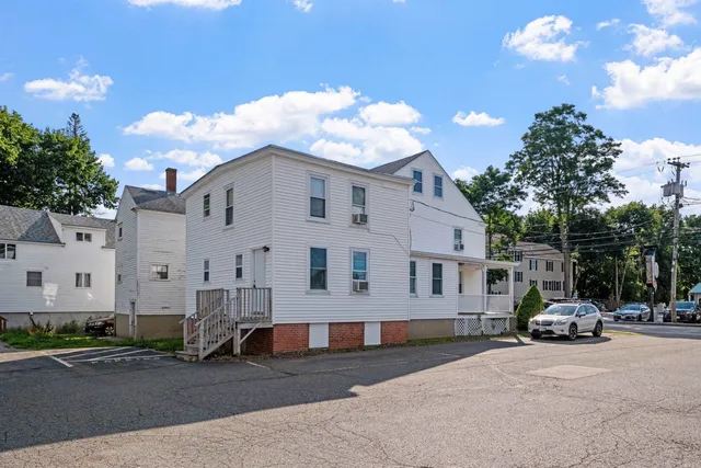 $2,550 | 21 B Portsmouth Avenue, Exeter, NH 03833