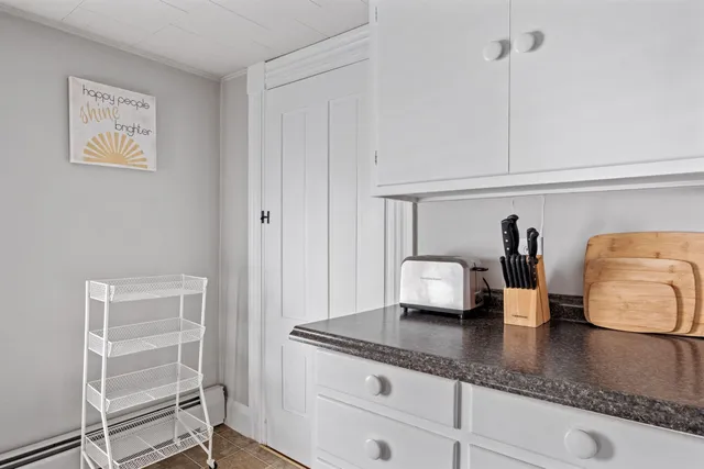 $2,550 | 21 B Portsmouth Avenue, Exeter, NH 03833