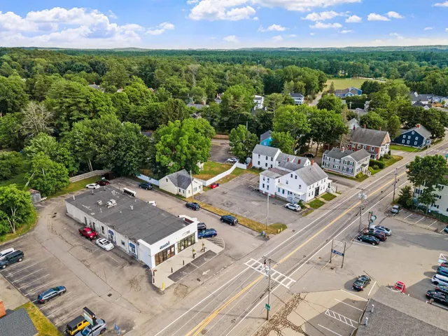 $2,550 | 21 B Portsmouth Avenue, Exeter, NH 03833