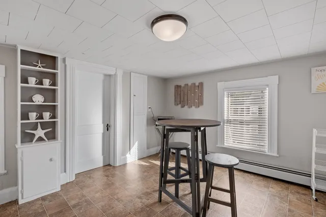 $2,550 | 21 B Portsmouth Avenue, Exeter, NH 03833