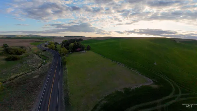 $649,900 | 6302 Sand Road, Pullman, WA 99163