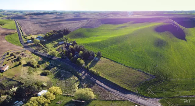 $649,900 | 6302 Sand Road, Pullman, WA 99163