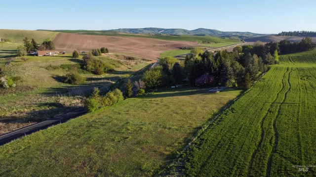 $649,900 | 6302 Sand Road, Pullman, WA 99163