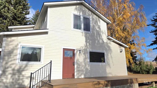 $649,900 | 6302 Sand Road, Pullman, WA 99163