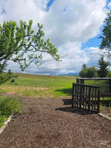 $649,900 | 6302 Sand Road, Pullman, WA 99163