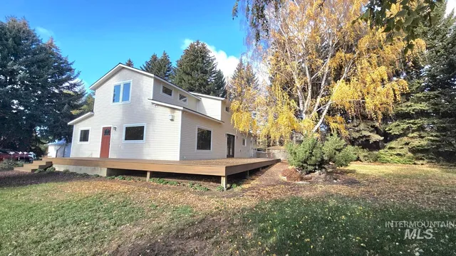 $649,900 | 6302 Sand Road, Pullman, WA 99163