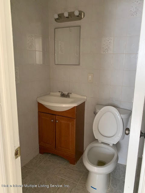 91 Middle Loop Road Staten Island, NY 10308 - Photo 12 of 13 20