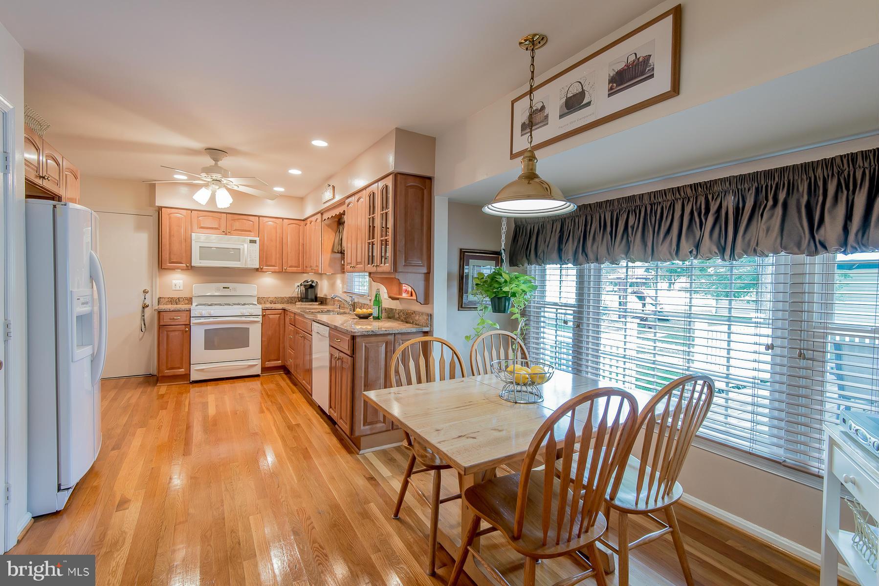 5420 Weatherside Run Columbia, MD 21045 - Photo 6 of 24 Kitchen