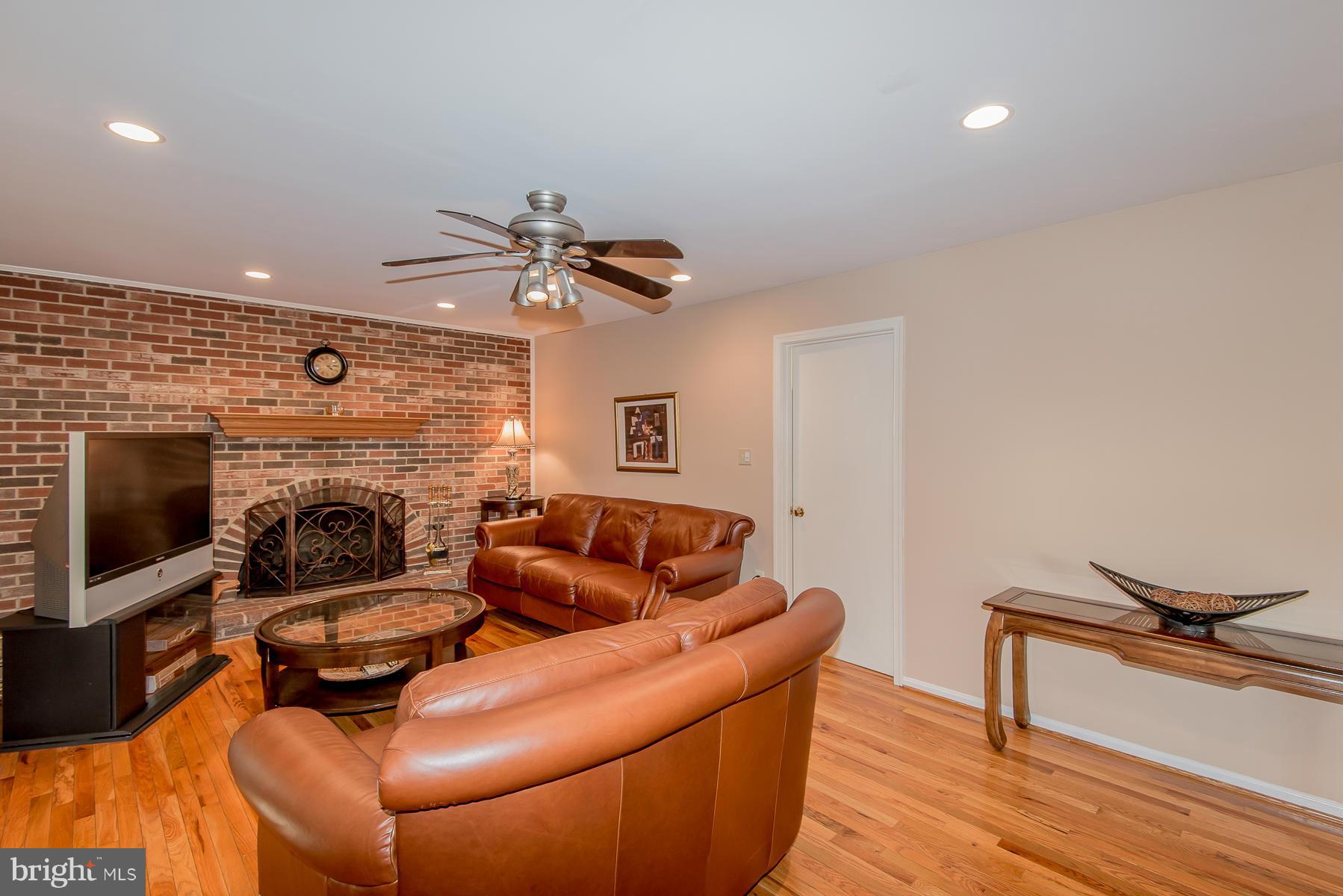 5420 Weatherside Run Columbia, MD 21045 - Photo 9 of 24 Family Room