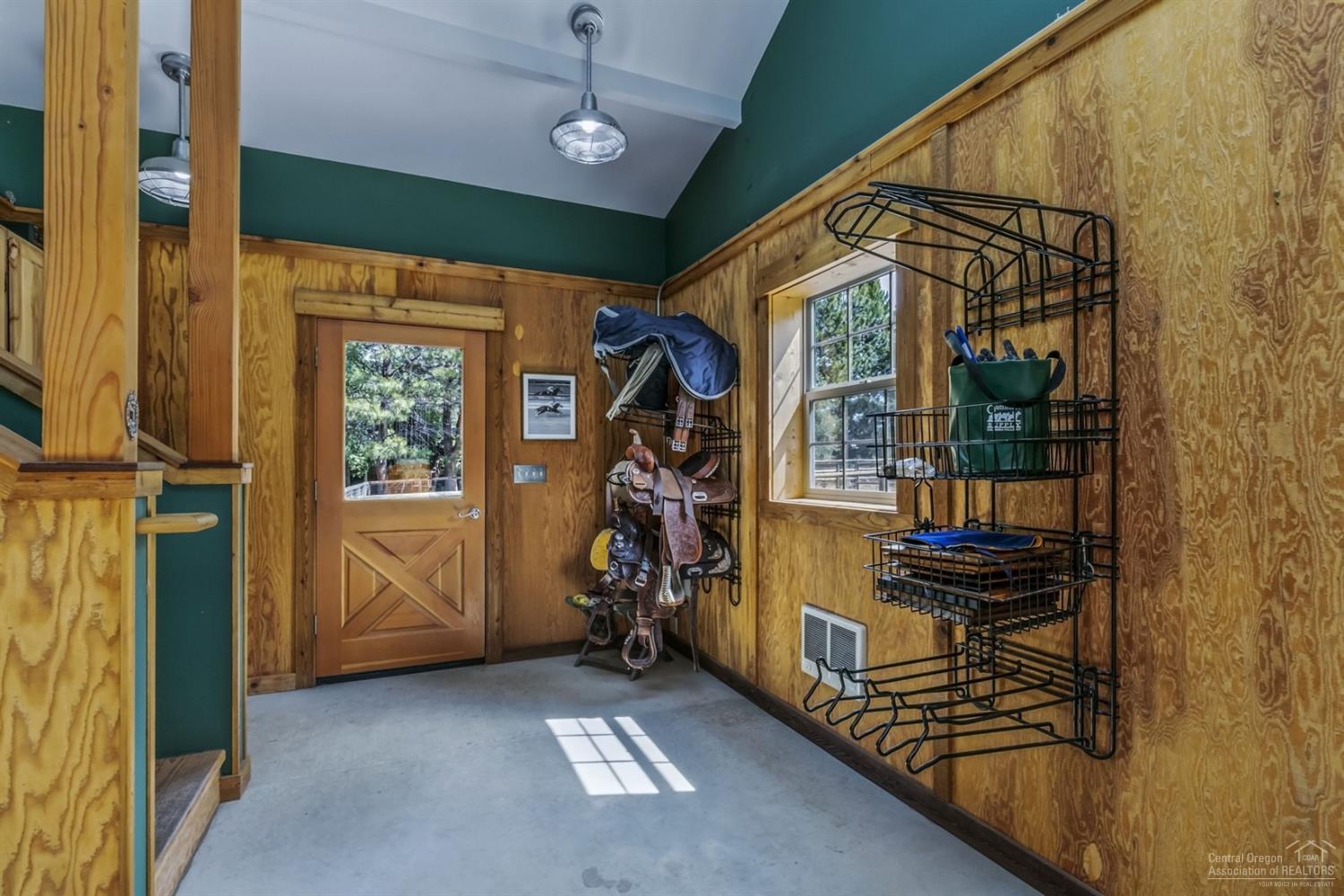 60485 Woodside Road Bend, OR 97702 - Photo 17 of 25 Additional Photo