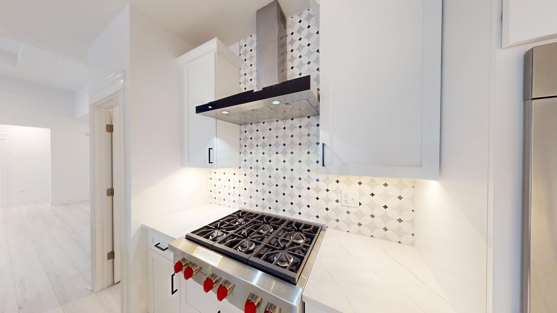 1S980 Deerpath Road Batavia, IL 60510 - Photo 5 of 43 a bathroom with a bathtub and shower