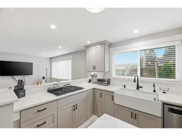 $537,900 | 1440 Amberland Avenue, Eugene, OR 97401