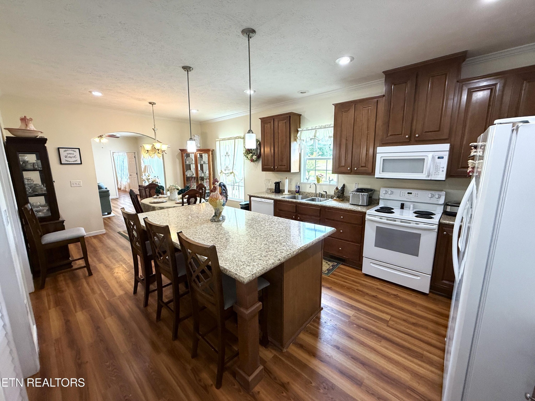 1930 Sail Road Newport, TN 37821 - Photo 10 of 31