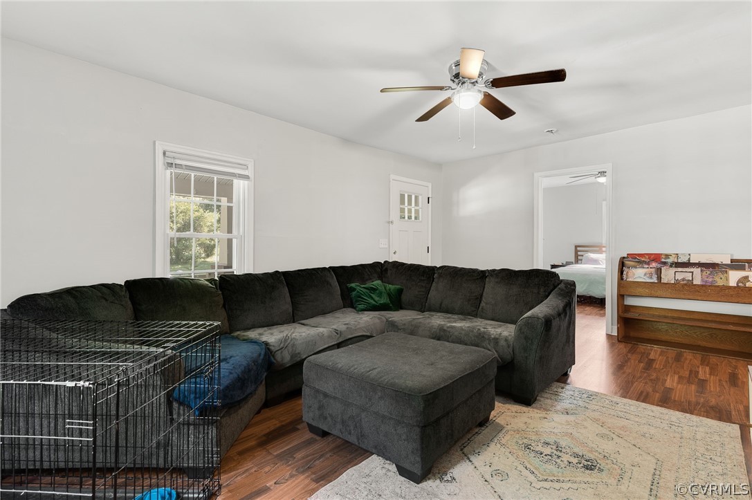 5363 Longbridge Road Richmond, VA 23231 - Photo 9 of 25 Gallery Image 9