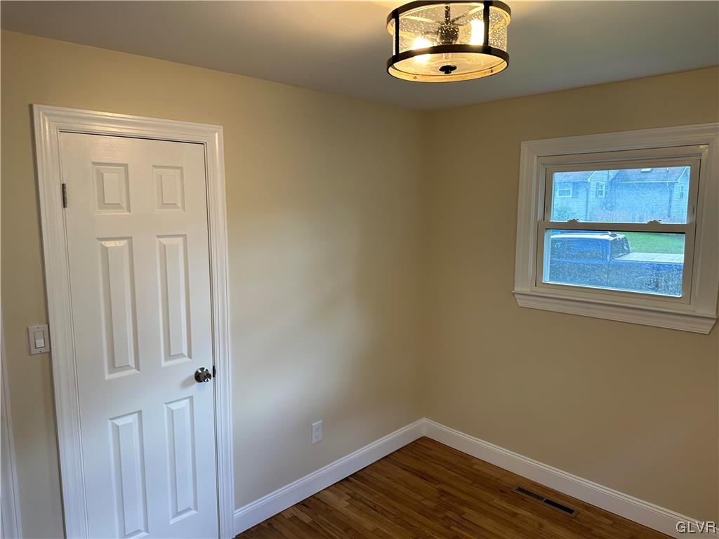 120 Hemlock Road Stroudsburg, PA 18360 - Photo 16 of 25 Gallery Image 16
