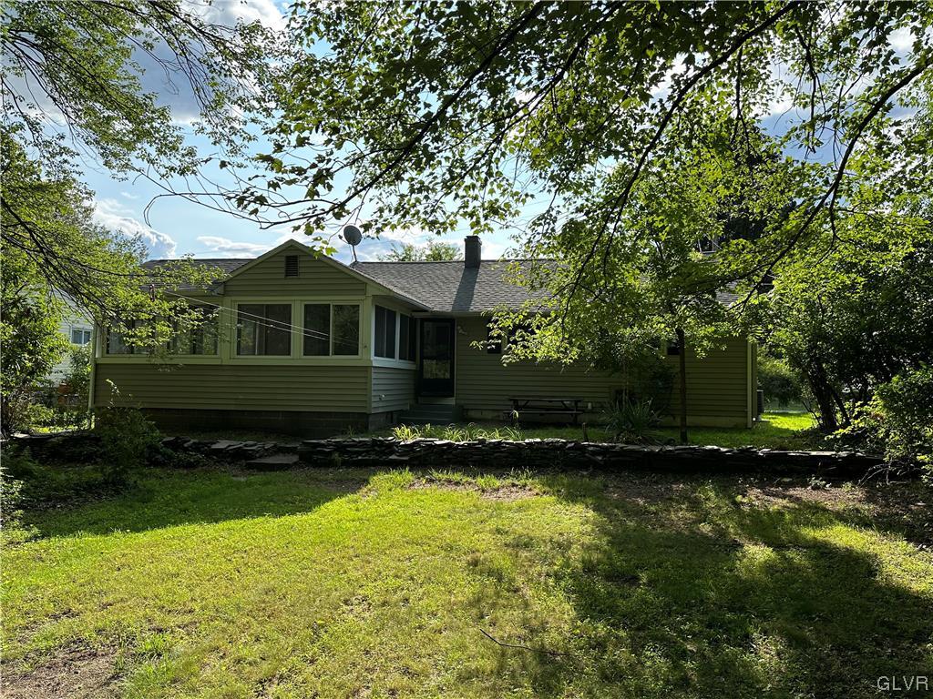 120 Hemlock Road Stroudsburg, PA 18360 - Photo 3 of 25 Gallery Image 3