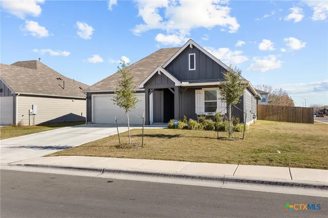 $338,000 | 302 Richland Drive, Lockhart, TX 78644