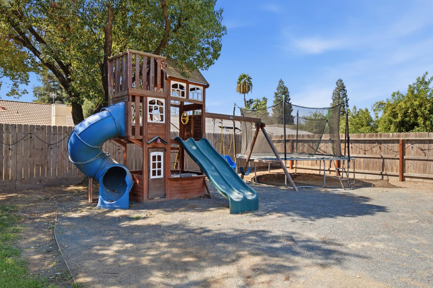 351 West Stanley Avenue Reedley, CA 93654 - Photo 36 of 42 Gallery Image 36