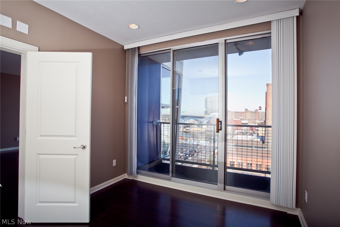 1237 Washington Avenue, Unit 1206 Cleveland, OH 44113 - Photo 5 of 25