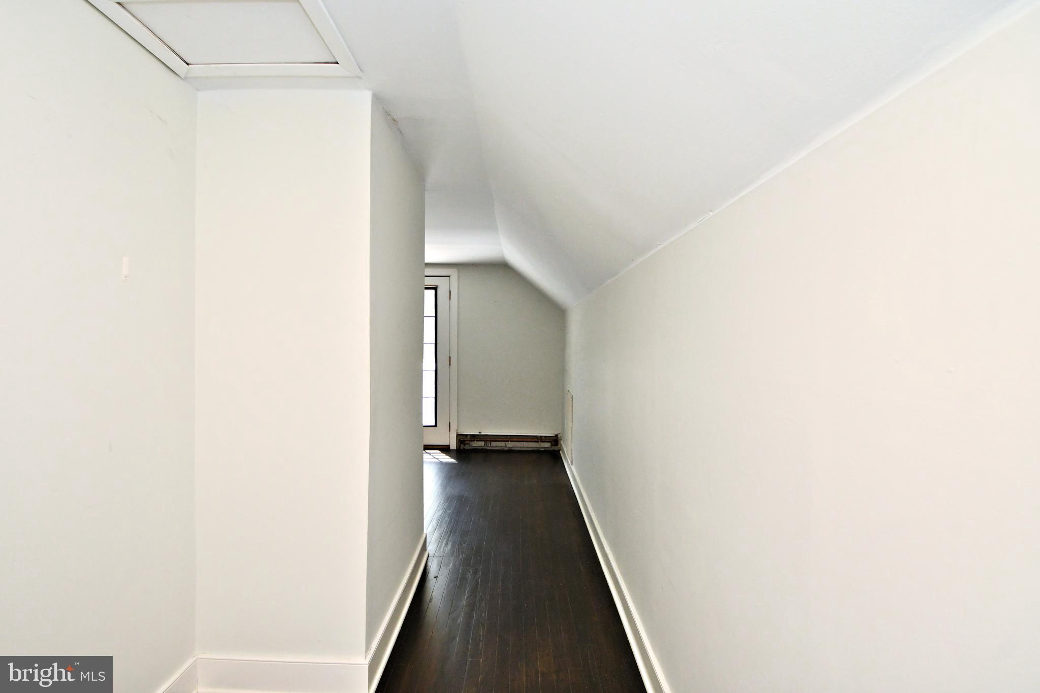 143 Old York Road New Hope, PA 18938 - Photo 44 of 70 a view of a hallway