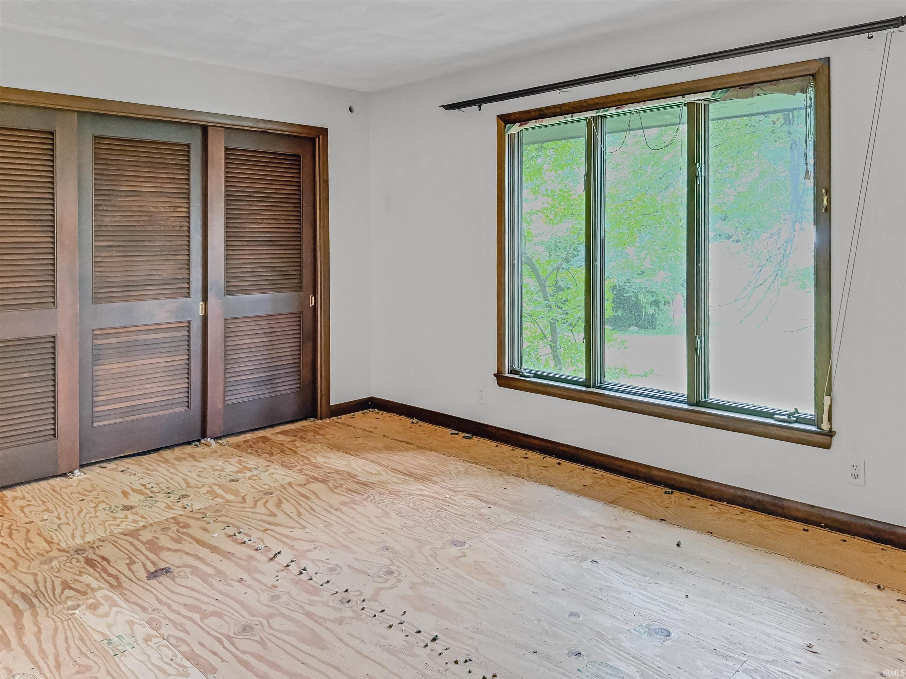 223 Reyling Drive Jasper, IN 47546 - Photo 17 of 32