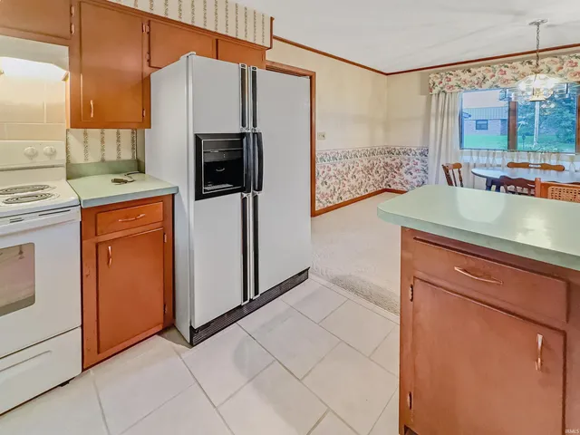 $284,900 | 223 Reyling Drive, Jasper, IN 47546