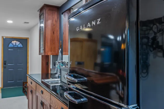 $725,000 | 2729 Mokelumne Drive West, Arnold, CA 95223