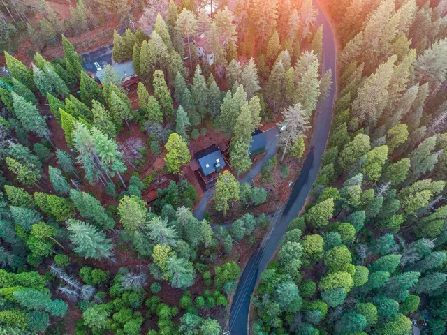 $725,000 | 2729 Mokelumne Drive West, Arnold, CA 95223