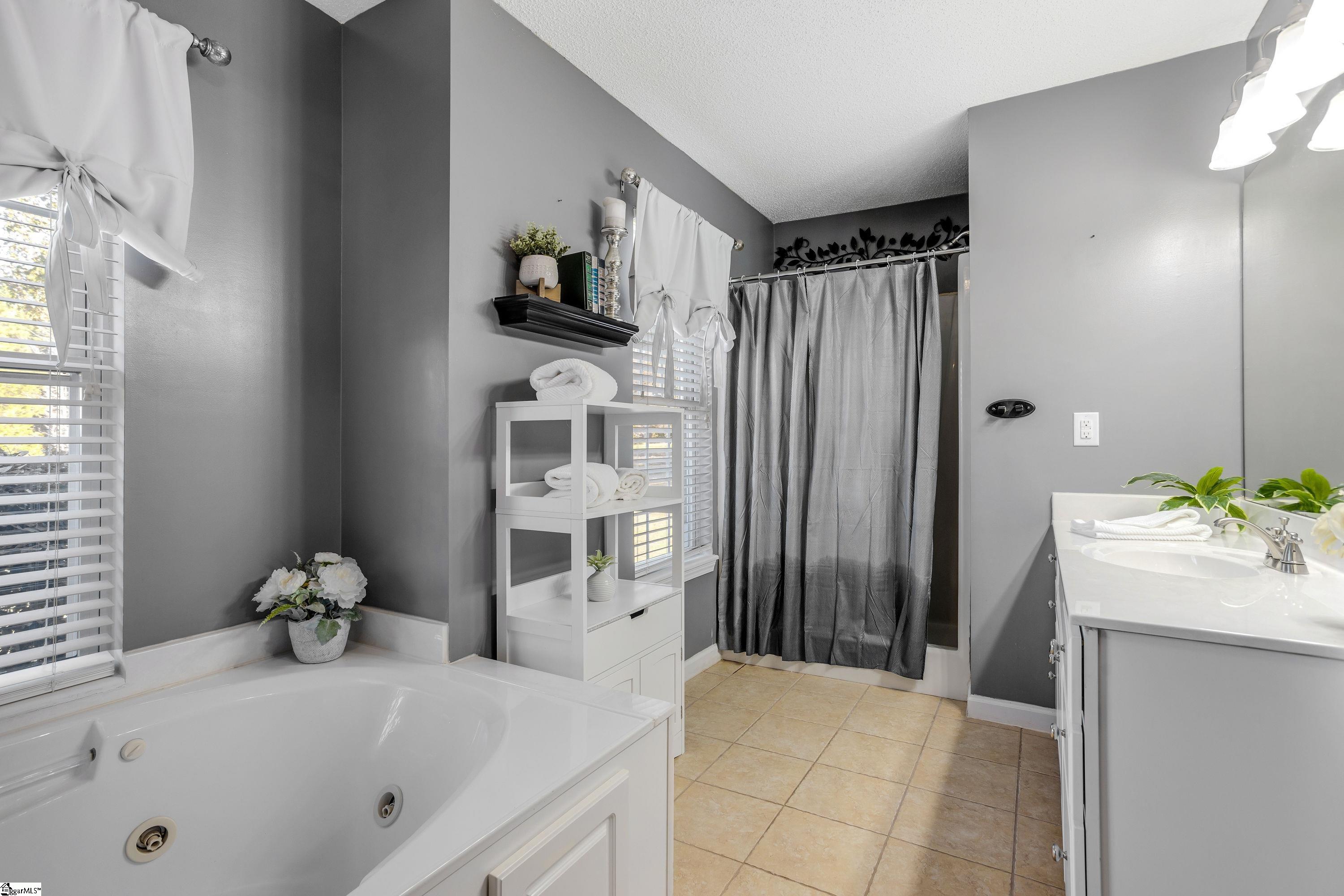 315 Paddock Road Anderson, SC 29621 - Photo 15 of 35