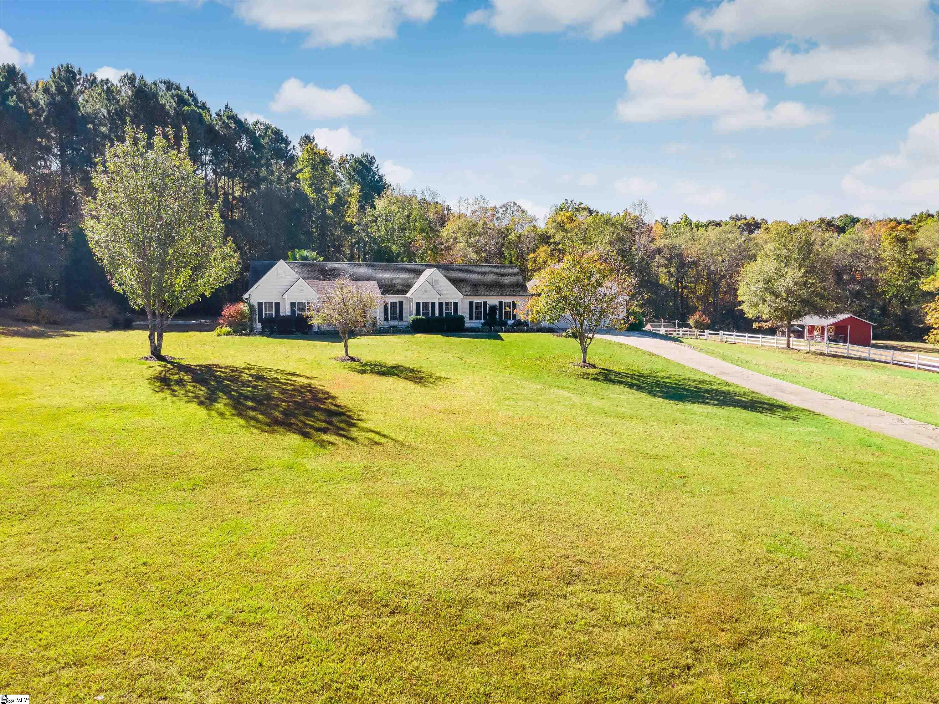315 Paddock Road Anderson, SC 29621 - Photo 3 of 35
