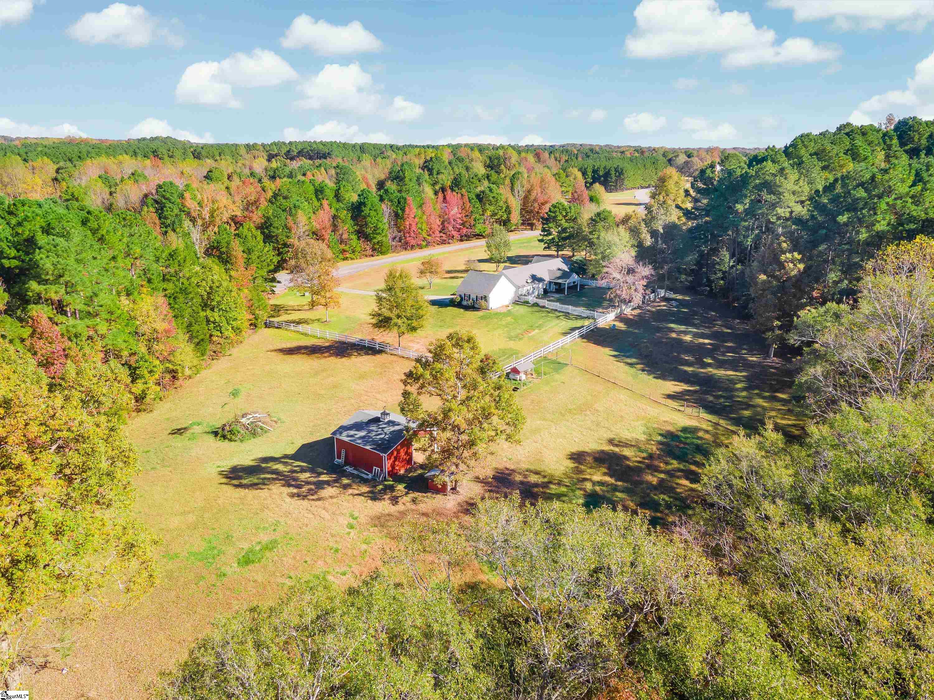 315 Paddock Road Anderson, SC 29621 - Photo 5 of 35