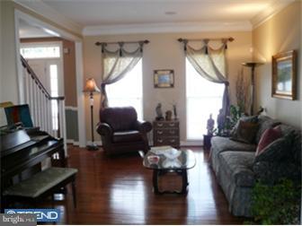 14 Winding Brook Drive Sinking Spring, PA 19608 - Photo 5 of 12 Living Room
