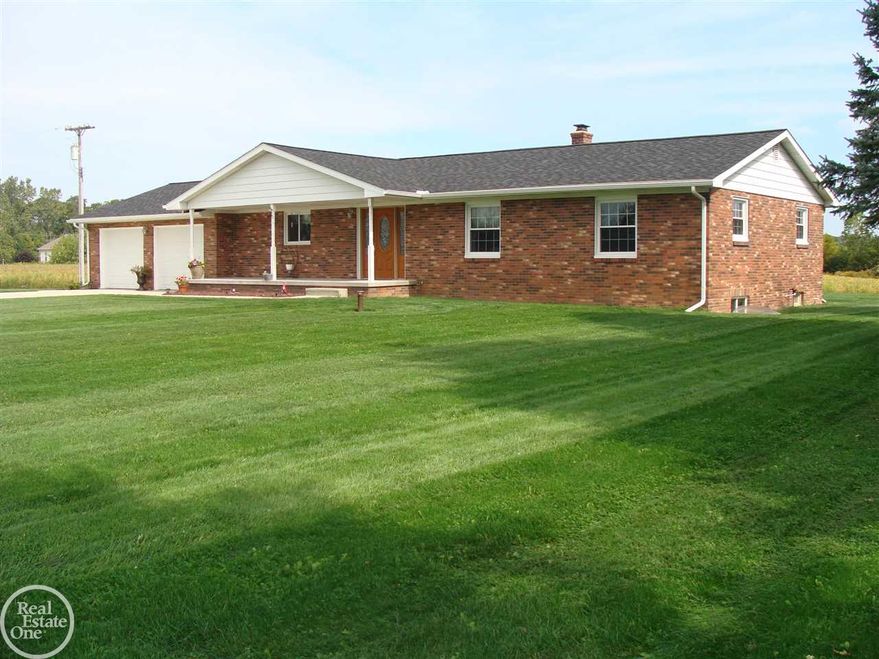 5084 Wixson Road Avoca, MI 48006 - Photo 2 of 51