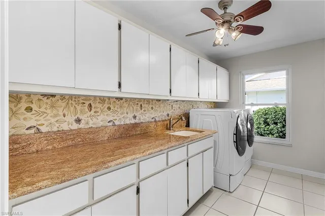 $829,900 | 2377 Kings Lake Boulevard, Naples, FL 34112