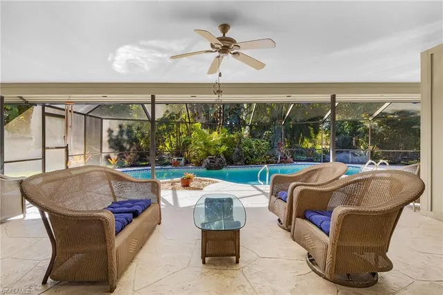 $899,000 | 2377 Kings Lake Boulevard, Naples, FL 34112