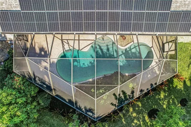 $899,000 | 2377 Kings Lake Boulevard, Naples, FL 34112